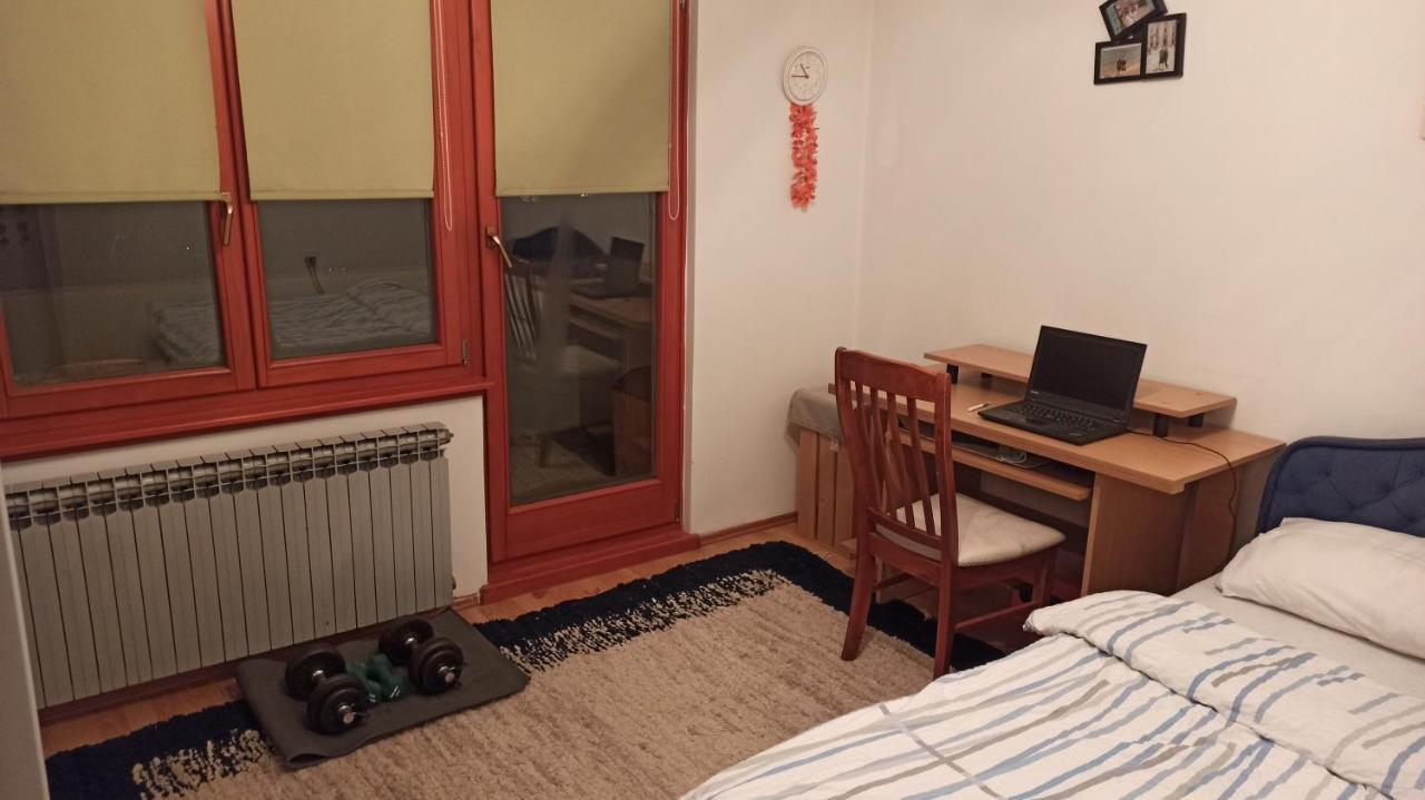 Cozy Room With A Balcony Σαράγεβο Εξωτερικό φωτογραφία