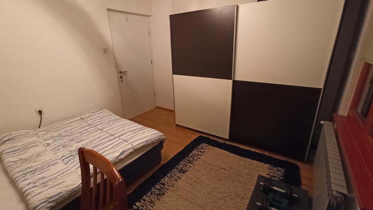 Cozy Room With A Balcony Σαράγεβο Εξωτερικό φωτογραφία