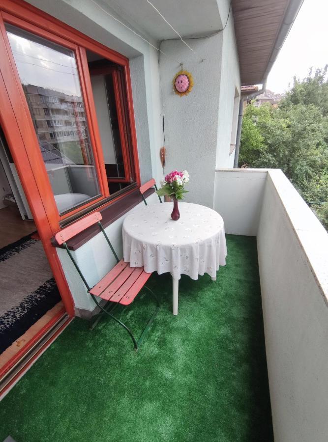 Cozy Room With A Balcony Σαράγεβο Εξωτερικό φωτογραφία